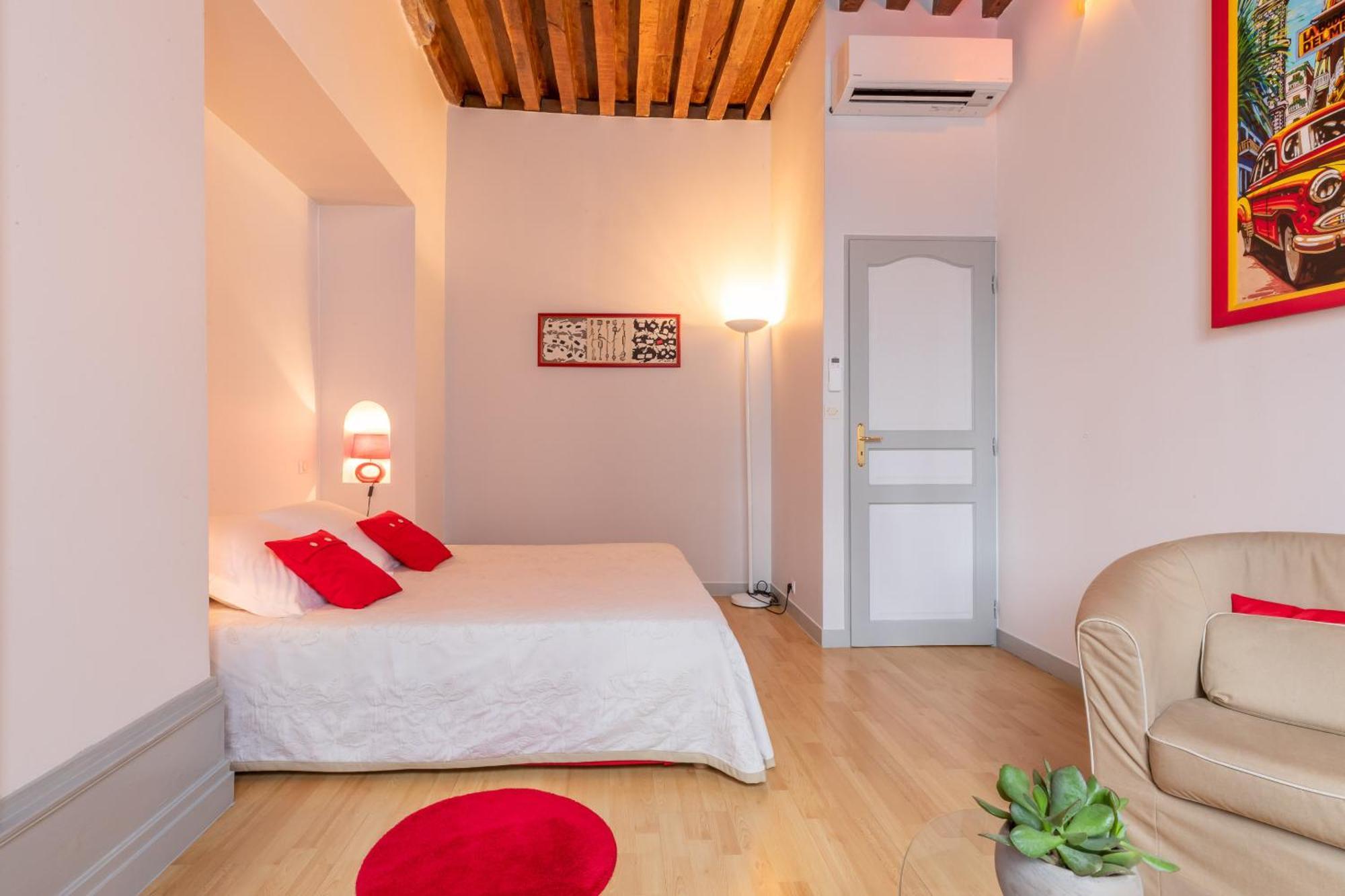 Residence Beaune Sweet Home, 4 Appartements D'Exception Avec Parking Inclus חדר תמונה